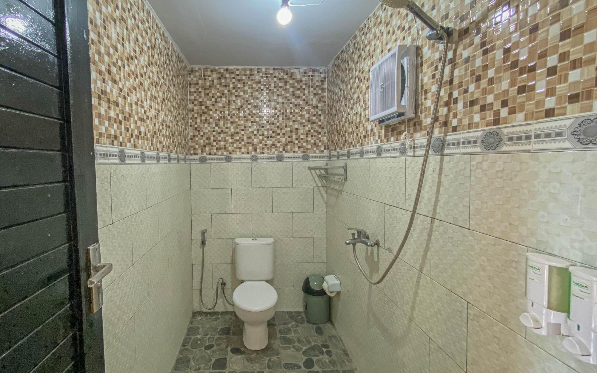 The Salang Guest House Batumadeg Buitenkant foto